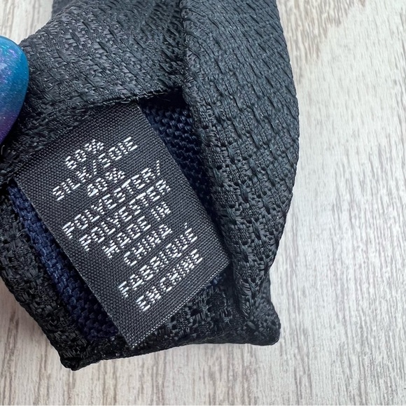 616 - Michael Kors Elson Solid Tie Black 001 2MKC23-5042 Silk Blend $69.50 - Picture 3 of 5